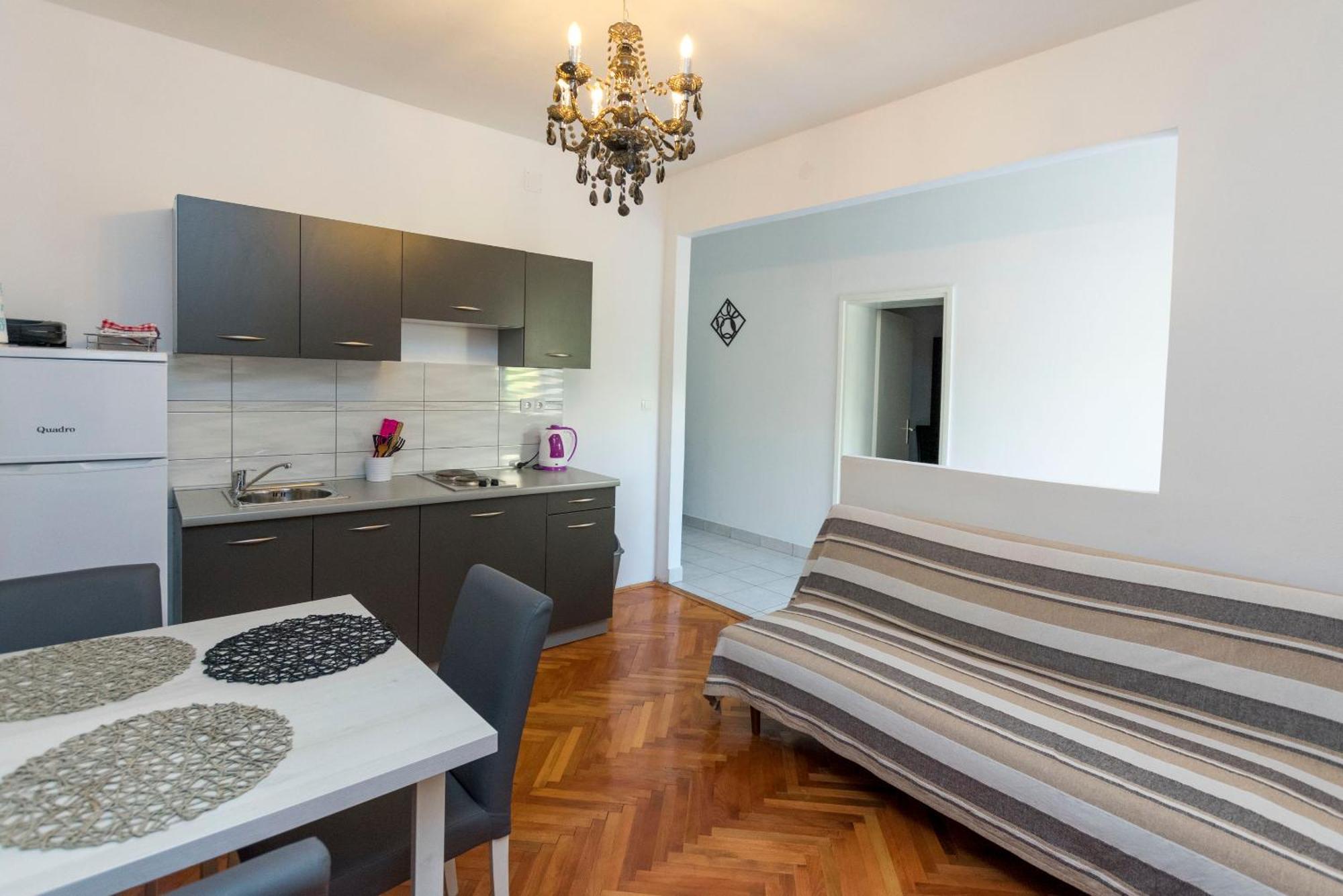 Apartments Zmika Primošten Стая снимка