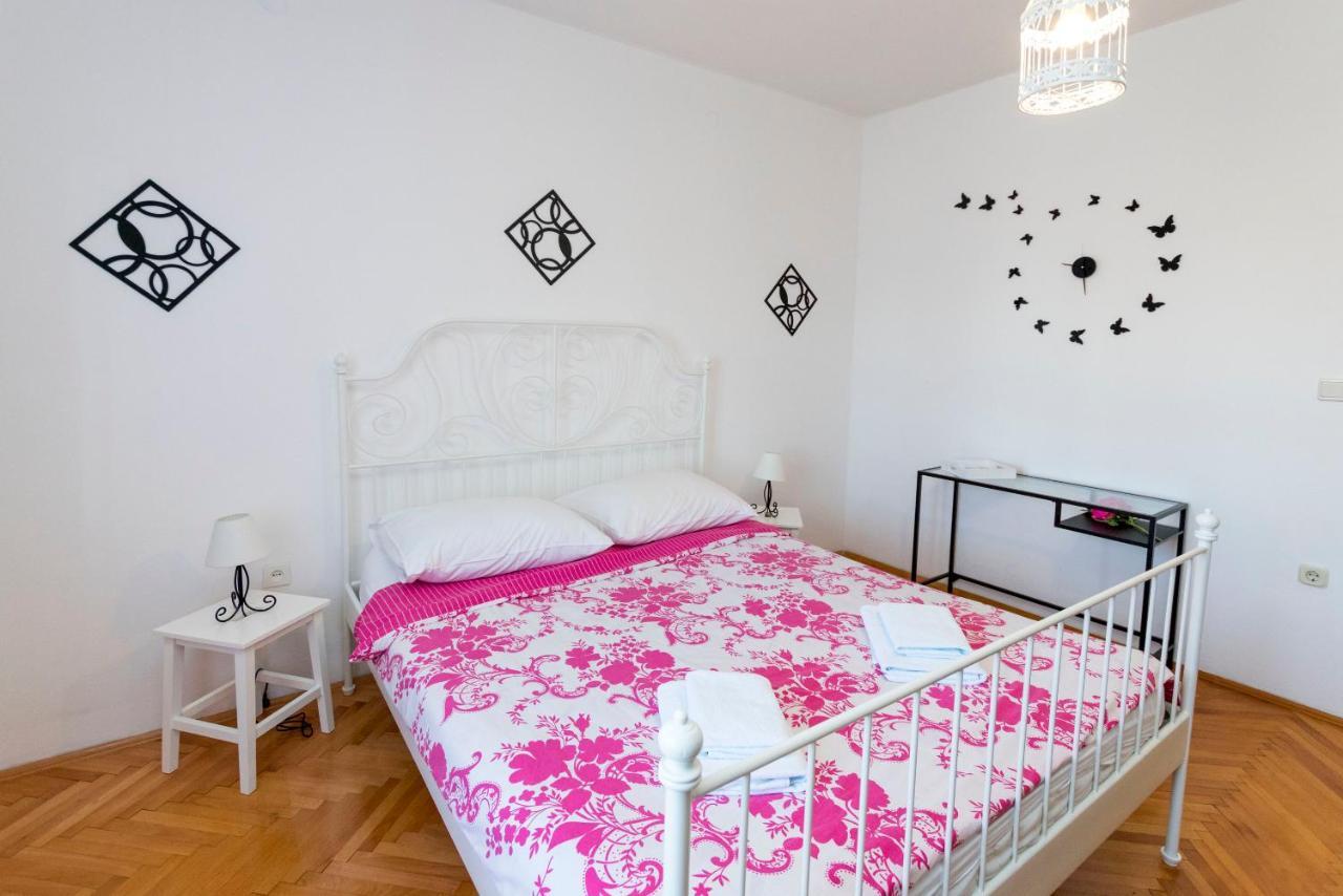 Apartments Zmika Primošten Екстериор снимка