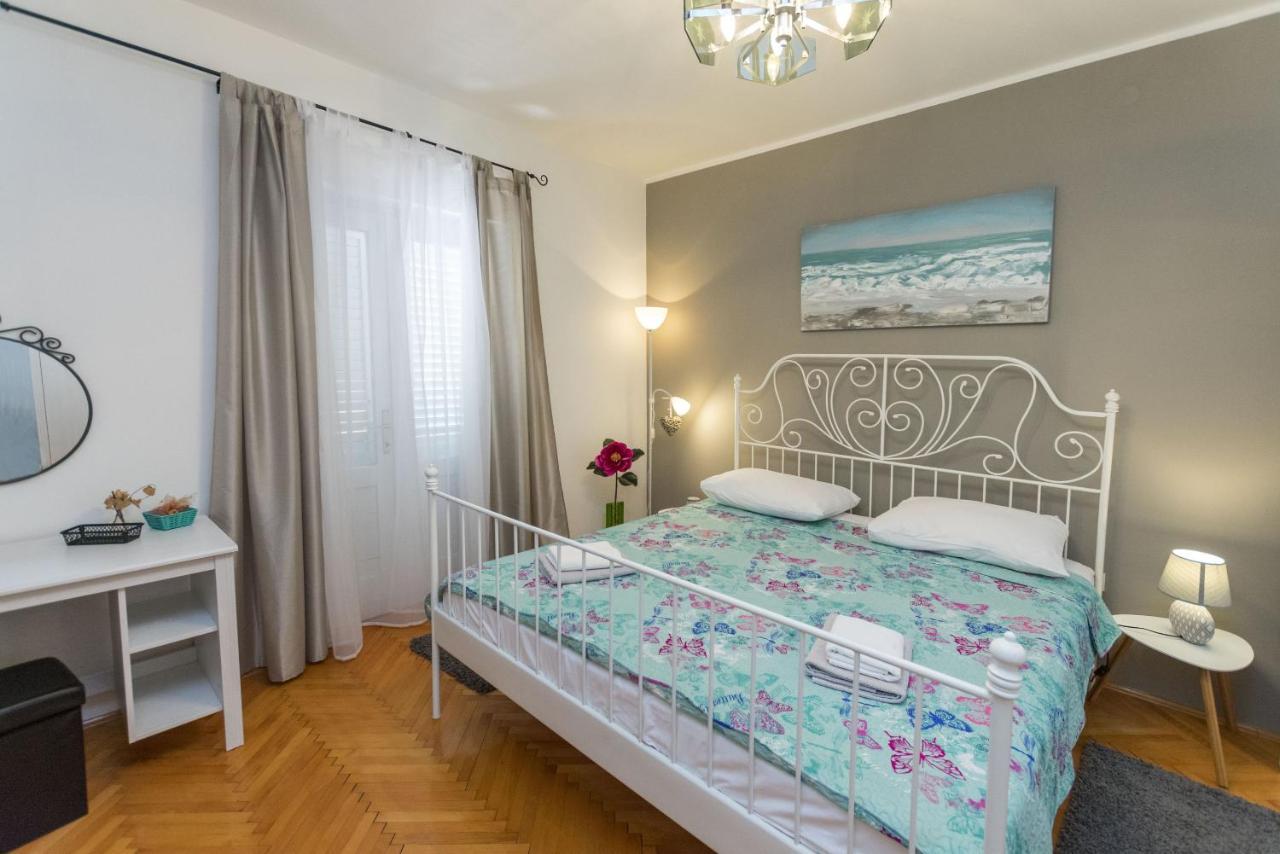 Apartments Zmika Primošten Екстериор снимка