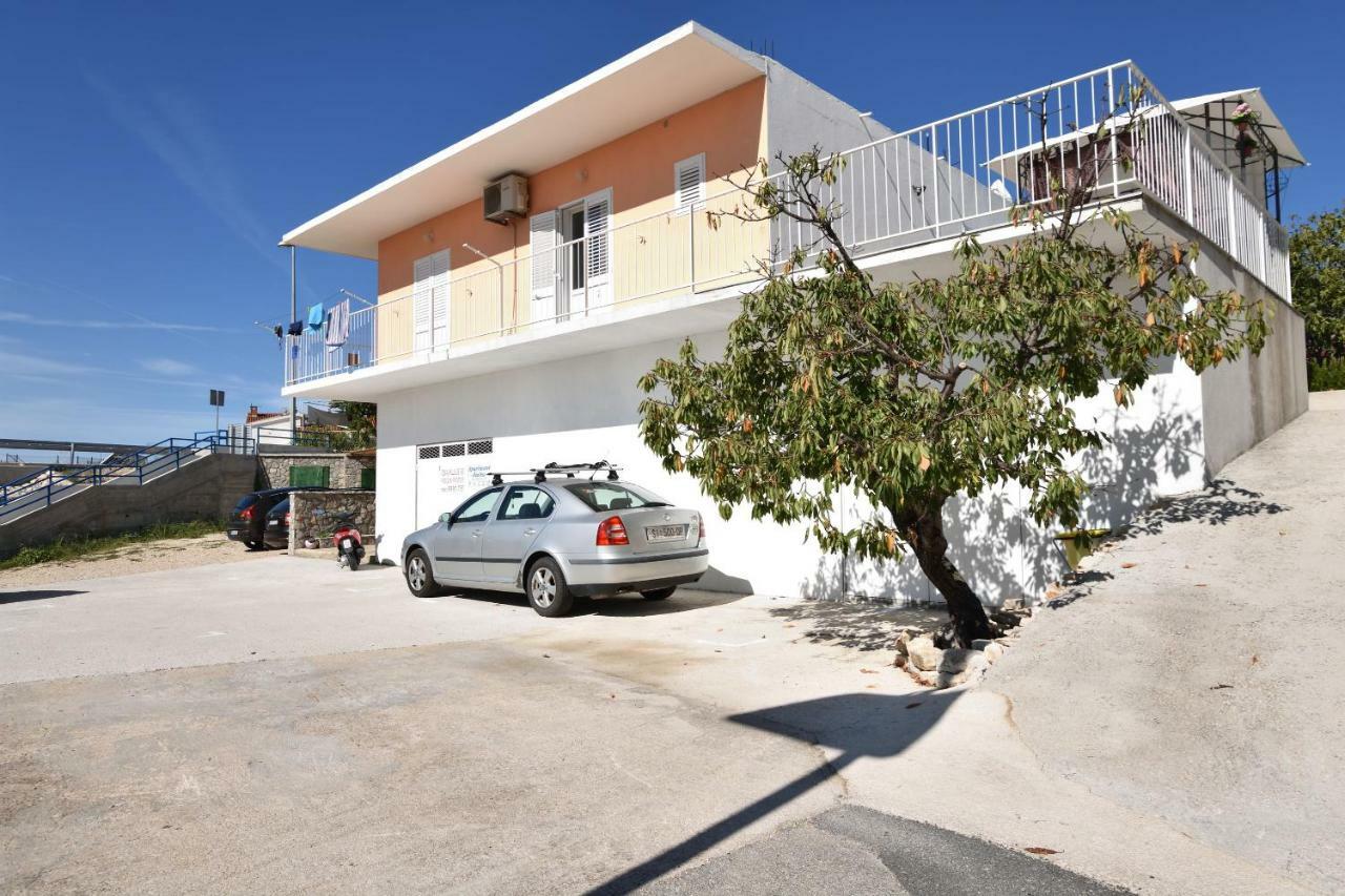 Apartments Zmika Primošten Екстериор снимка