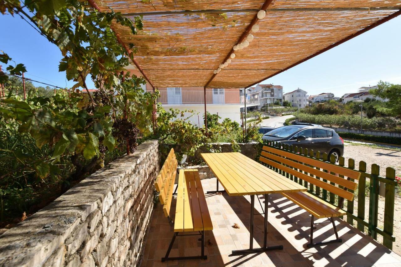 Apartments Zmika Primošten Екстериор снимка