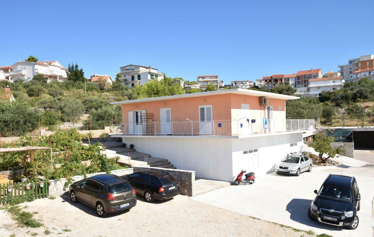 Apartments Zmika Primošten Екстериор снимка