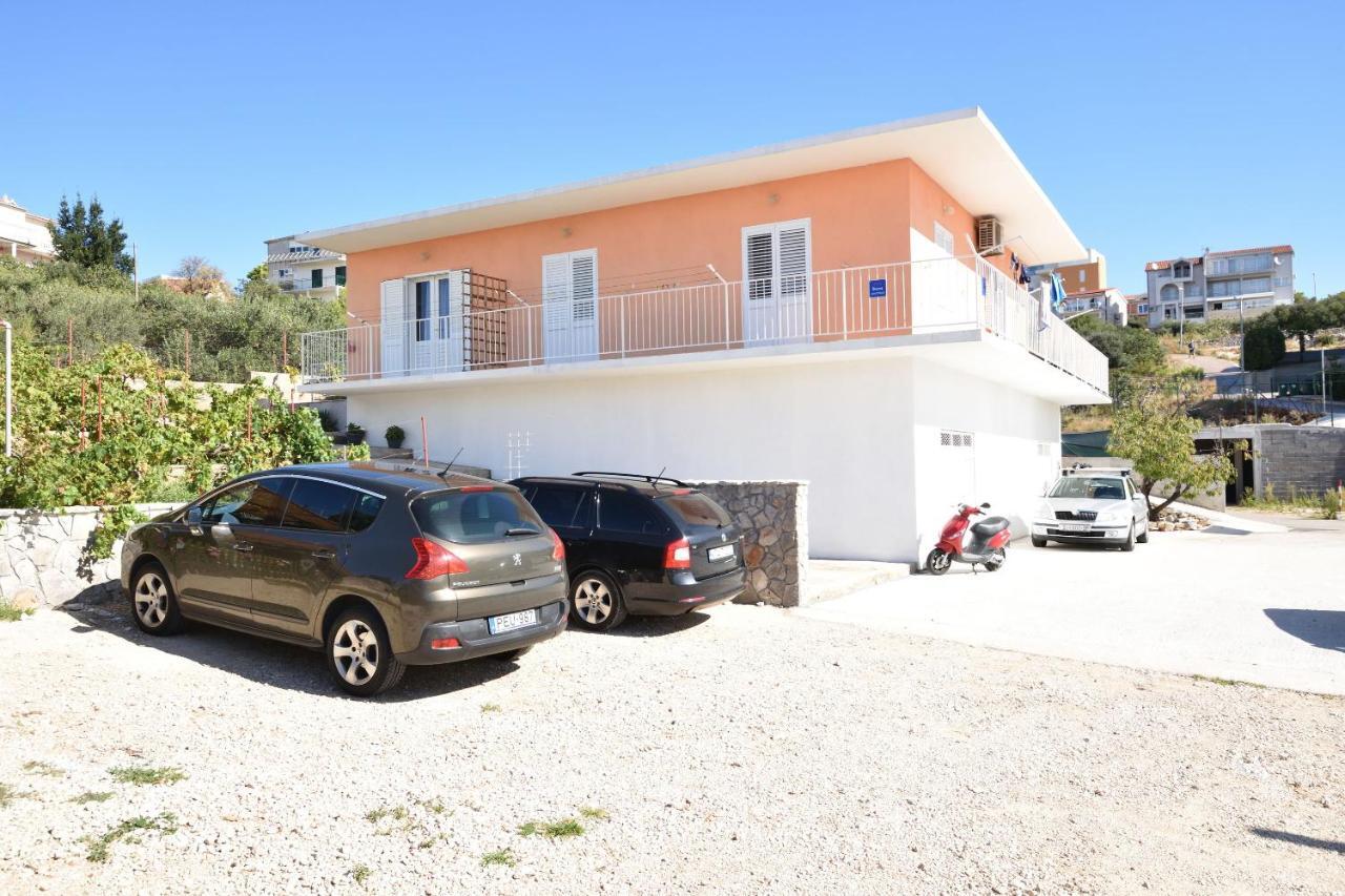 Apartments Zmika Primošten Екстериор снимка